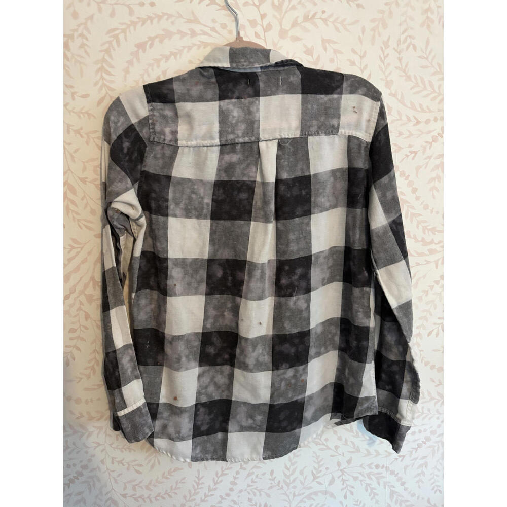 Hollister Women's Black and White Checkered Acid Wash Button-Up Shirt Size M - Picture 5 of 5
